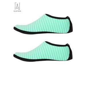 Lily Women’s Aqua Water Socks Shoes sz Small 5/6 NEW #C-11​​​